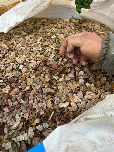 Златолит персиковый декоративная каменная крошка купить в Республике Мордовия