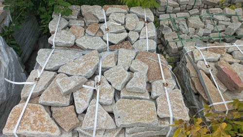 Плитняк гранитный галтованный купить в Республике Мордовия