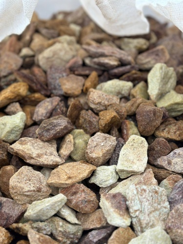 Златолит персиковый декоративная каменная крошка купить в Республике Мордовия