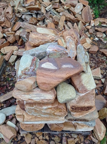 Златолит жёлтый, жёлто-зелёный глыбки и валуны для ланшафтного дизайна купить в Республике Мордовия