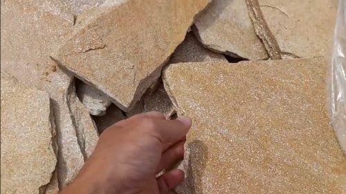 Плитняк златолит жёлтый золотистый для отмостки купить в Республике Мордовия