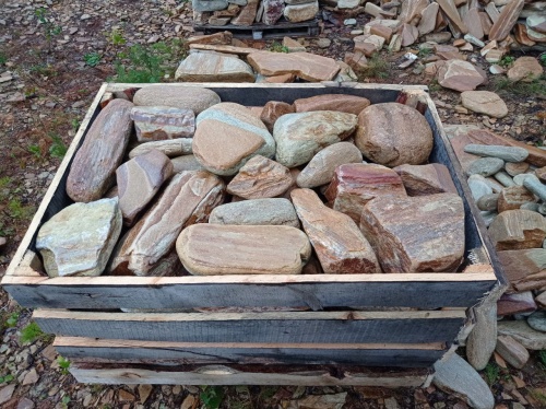 Златолит жёлтый, жёлто-зелёный глыбки и валуны для ланшафтного дизайна купить в Республике Мордовия