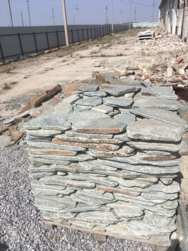 Златолит серебристый галтованный для лестниц купить в Республике Мордовия